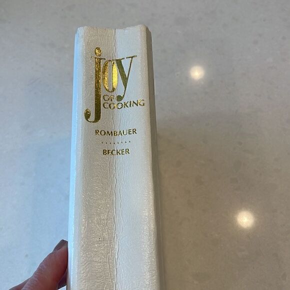 Joy of cooking cookbook Rombauer and Becker built-in book marker rare. - Picture 2 of 6